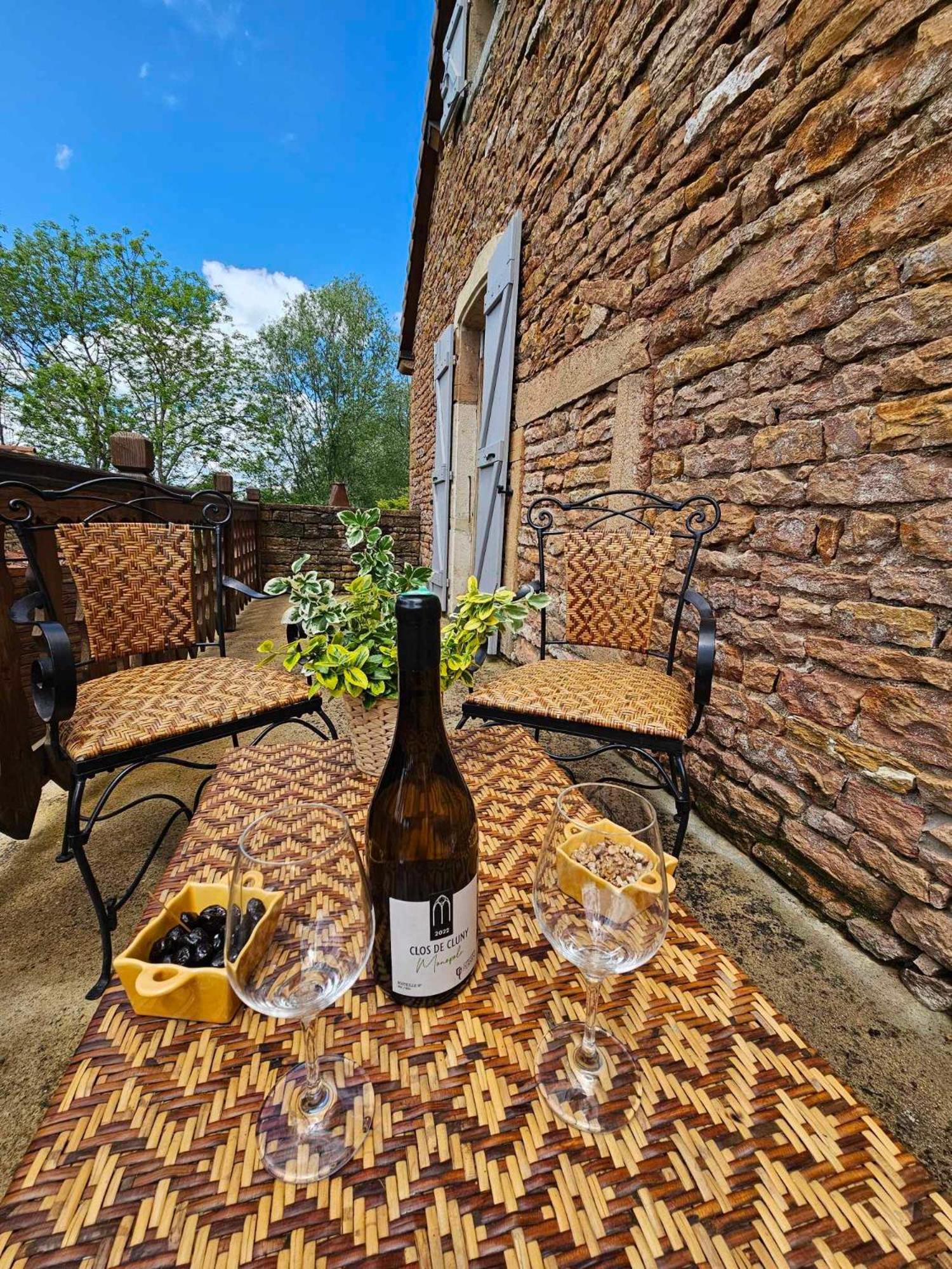 Le Moulin De Chazelle Bed and Breakfast Cormatin Exteriör bild